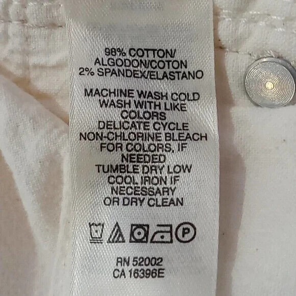 DKNY Jeans women's size 8 white Distress jeans - Picture 10 of 16